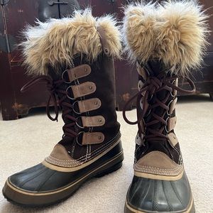 Sorel Joan of Arctic Brown Suede Winter Waterproof Boots size 9